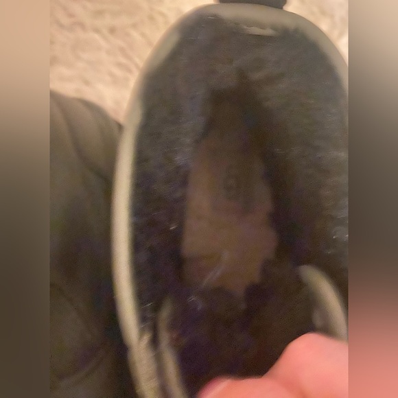 Ugg Neumel Boots - Picture 5 of 8